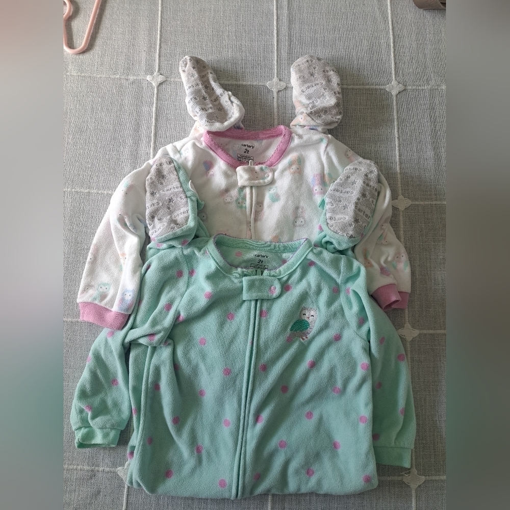 Carter’s Toddler Girls 2T Fleece Footed Pajamas – Lot of 2